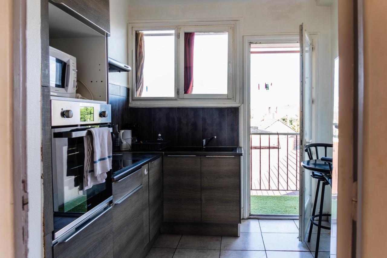Le Voltaire -2 Chambres- 70M2- Hypercentre-Parking-Wifi Fibre- Nouvelle Literie Tarbes Esterno foto
