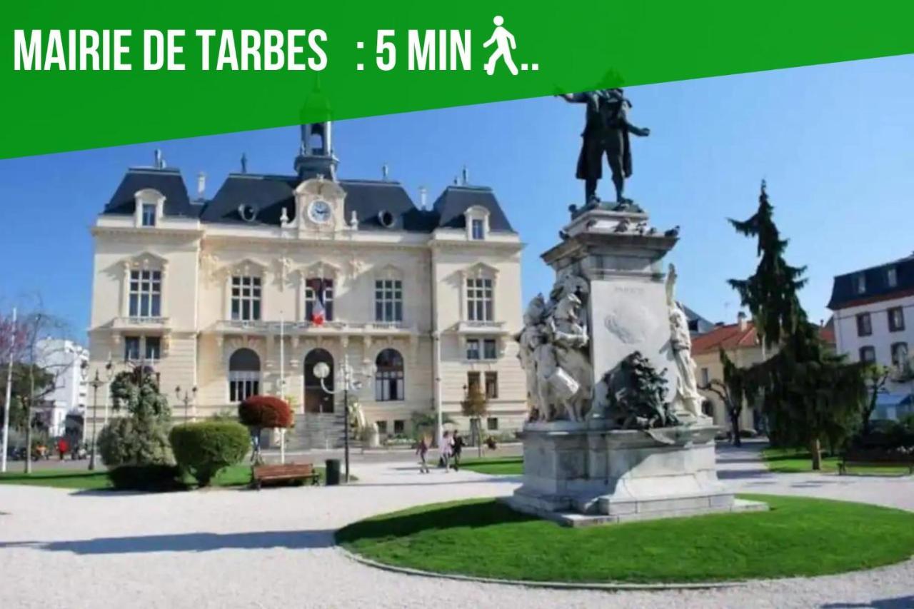 Le Voltaire -2 Chambres- 70M2- Hypercentre-Parking-Wifi Fibre- Nouvelle Literie Tarbes Esterno foto