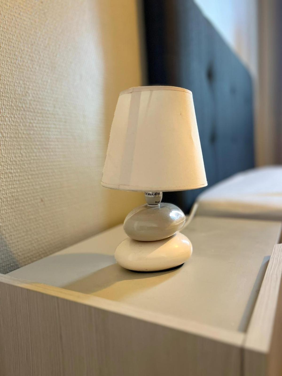 Le Voltaire -2 Chambres- 70M2- Hypercentre-Parking-Wifi Fibre- Nouvelle Literie Tarbes Esterno foto